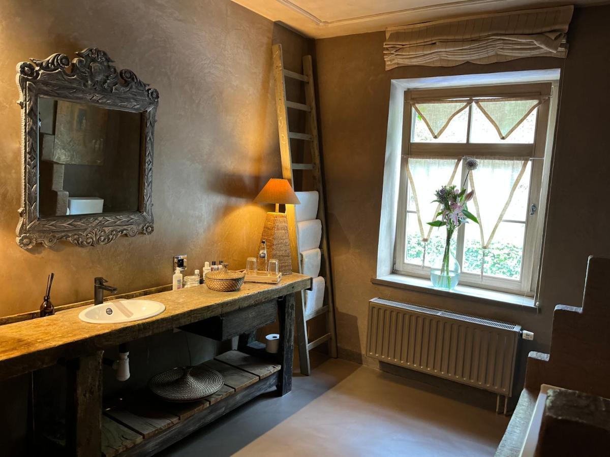 Edouard Garden Cafe Guest Room 杜柏 外观 照片