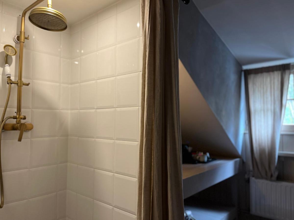 Edouard Garden Cafe Guest Room 杜柏 外观 照片